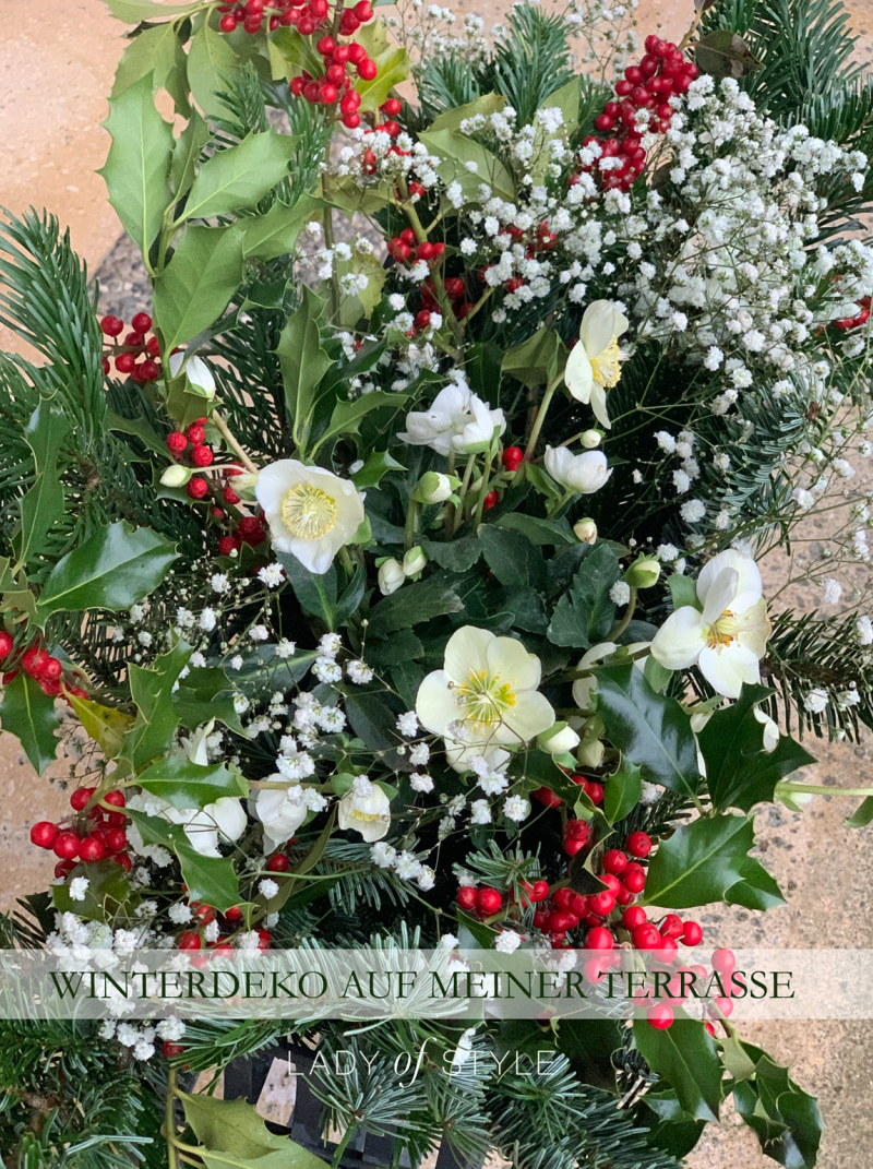 Winterliche, natürliche Dekoideen für die Terrasse